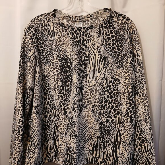 Nwt Leopard Safari Scoop neck T-shirt Top womens L Beige Black Lilac Long sleeve - Picture 3 of 9